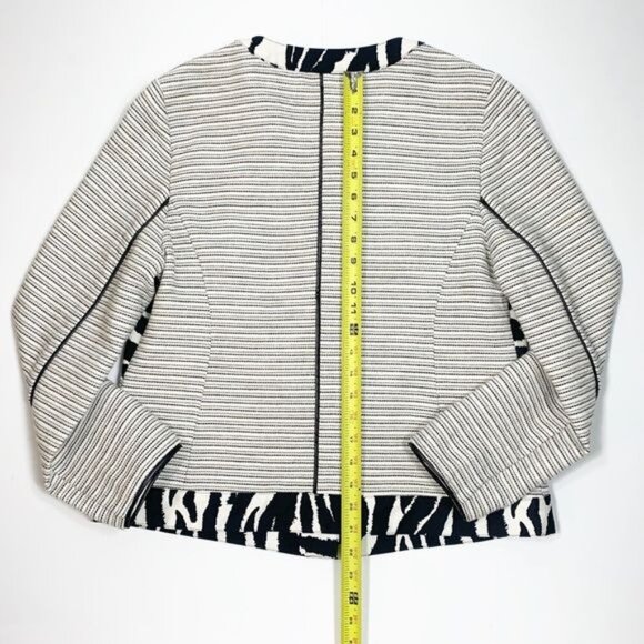 Chico’s Women's Woven Blazer Snap Closure Size Medium NWT - Picture 7 of 16